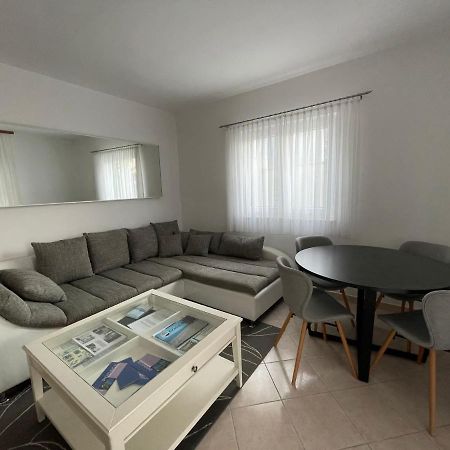 Tole Villa Podaca Exteriör bild